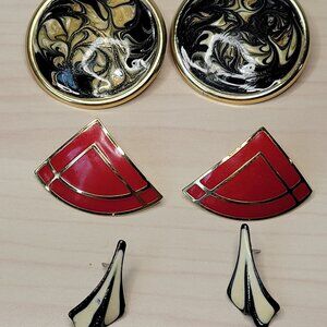3 Pairs of Chunky 80s Art Deco Stud Earrings: Black Gold Round, Red Triangles